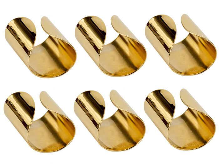 Gold Napkin rings x6. Keep napkin neatly rolled