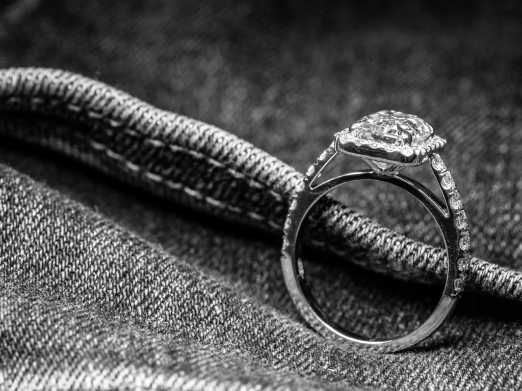 Image showing a white gold ring that has been rhodium plated